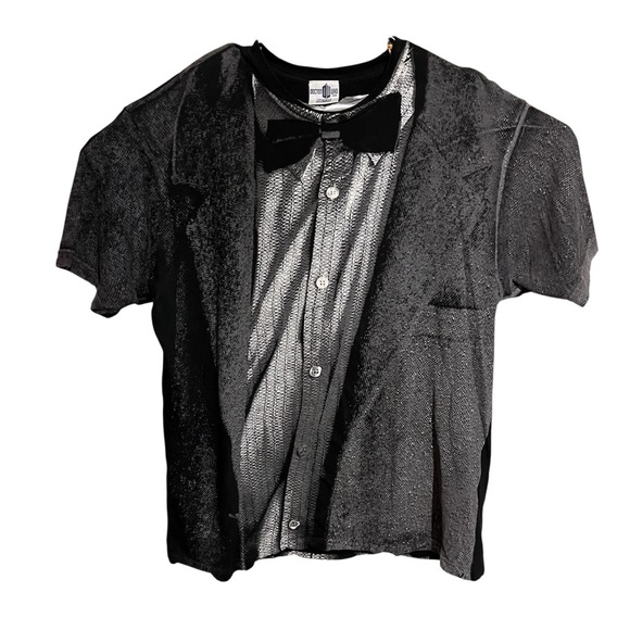 DOCTOR WHO Fake Suit Tuxedo Tee T-Shirt Ripple Junction Adult XL BBC Bowtie - Picture 1 of 6